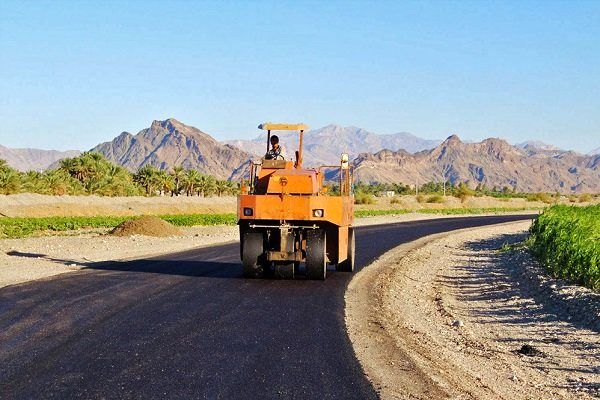 ۹۵ درصد محورهای مواصلاتی روستایی نهاوند آسفالت شدهاند