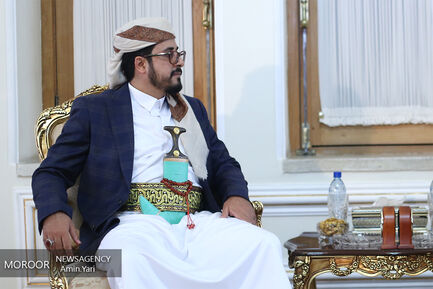 تقدیم رونوشت استوارنامه سفیر یمن به ظریف