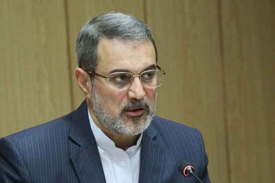 امروز مطالبی را در کتاب‌های درسی می‌بینیم که وجود آن ضروری نیست
