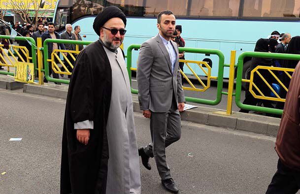 راهپیمایی ٢٢ بهمن یک راهپیمایی ملی است و متعلق به صنف و جناحی نیست