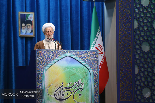 برای حفظ سنگر امت اسلامی باید با فتنه مبارزه کنیم/دولت فرار مالیاتی را برچید