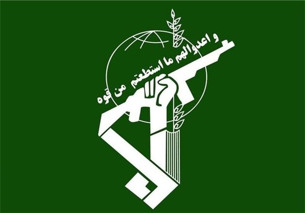 ابراز همدردی کارکنان سپاه حفاظت هواپیمایی با آتش‌نشانان