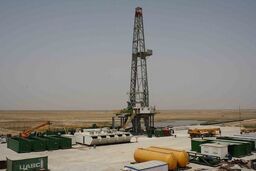 قرارداد طرح توسعه میدان نفتی یاران امضا شد