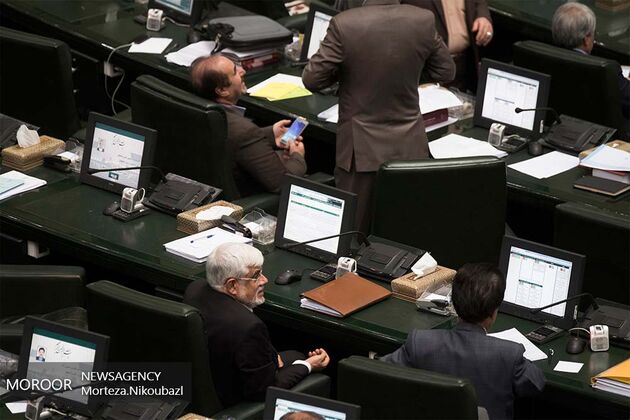 موافقت مجلس با پرداخت مزایای مستخدمان شاغل در مناطق عملیاتی دفاع مقدس مزایا 