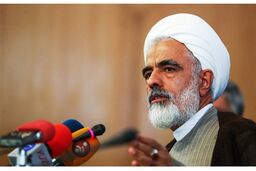 عید فطر را به همایش جناحی تبدیل کرده اند