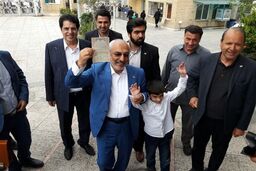 «زاهدی» داوطلب انتخابات ریاست‌جمهوری شد + عکس