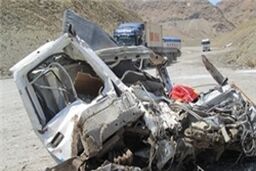 واژگونی یک دستگاه پراید در استان سمنان 