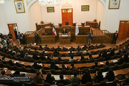 نشست خبری رئیس مجلس شورای اسلامی