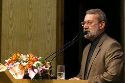 لاریجانی: اعتکاف عملیات بزرگ فرهنگی است/مراسم‌های اعتکاف نباید وجه سیاسی به‌خود بگیرند