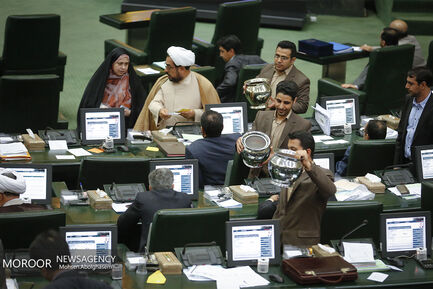 انتخاب هیات رییسه مجلس شورای اسلامی