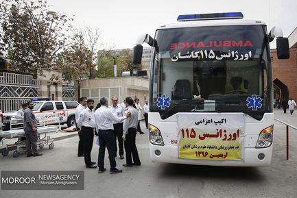 مصدومان حادثه واژگونی اتوبوس حامل زائران ایرانی