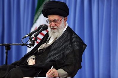 تسلیت رهبر انقلاب در پی درگذشت همسر شهید آیت‌الله حکیم