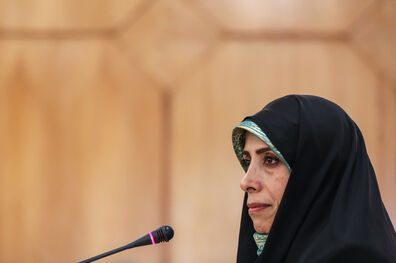 سازمان های مردم نهاد در شناساندن حقوق مردم به آنها بیشتر اهتمام کنند