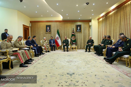 دیدار رییس ستاد مشترک ارتش سوریه با وزیر دفاع