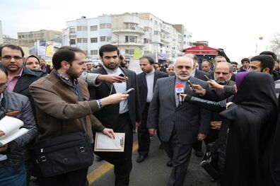 حفظ و بالندگی این انقلاب بواسطه حضور مردم بوده و این مردم همه تهدیدات را خنثی خواهند کرد