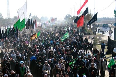برپایی ۱۱ چادر پزشکی در مسیر نجف - کربلا/انتقال 6 اتوبوس آمبولانس به عراق