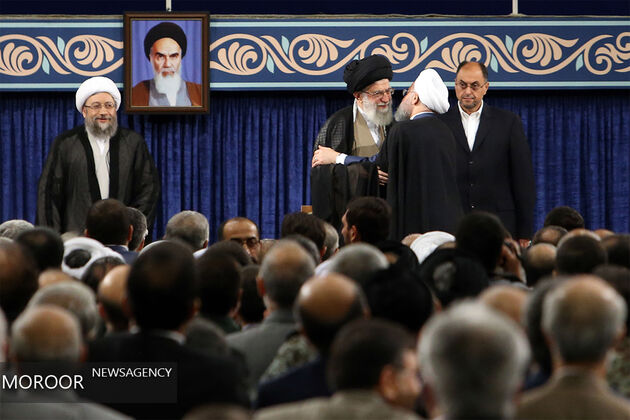 رهبر معظم انقلاب حکم ریاست جمهوری روحانی را تنفیذ کردند