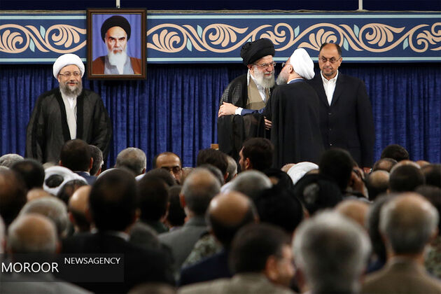 رهبر معظم انقلاب حکم ریاست جمهوری روحانی را تنفیذ کردند