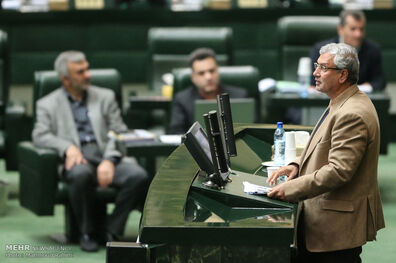 ربیعی: سه میلیون و 200 هزار بیکار در کشور داریم
