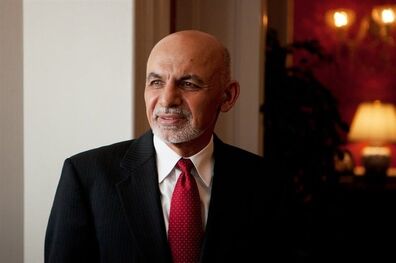 انتقاد افراد نزدیک به «عبدالله» از انحصاری شدن سیاست‌های داخلی و خارجی توسط اشرف غنی