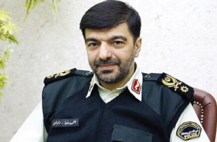 تنها حضور پر شور ملت است، که می تواند فتنه ها را خاموش کند
