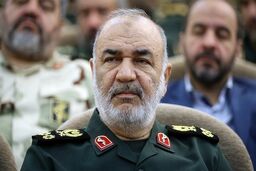 خدمت رسانی به زائران اربعین افزایش یابد