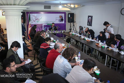 نشست خبری رییس ستاد هنرمندان روحانی