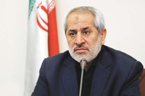 نمی‌شود هر کسی قیمت گذاری خودش را انجام دهد/ عده‌ای سودجو به دنبال دور زدن قوانین و گرانفروشی هستند