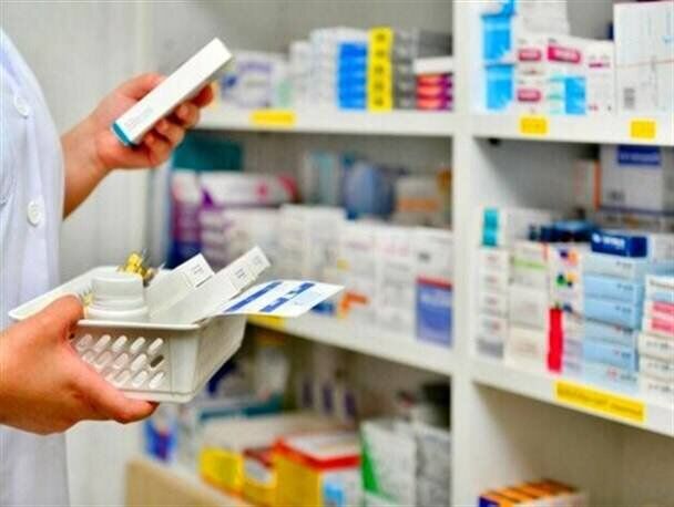 نیاز دارویی کشور در شرایط تحریمی از طریق تولید و واردات تأمین شود