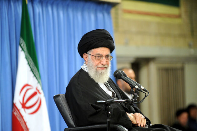 آیت الله خامنه ای هدف آمریکا از انتقال داعش به افغانستان را بیان کرد
