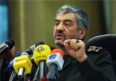 دستاوردهای انقلاب در عرصه دفاعی و امنیتی نتیجه عمل به آیات قرآن است