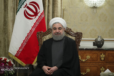 گزارش پایان سال اقدامات دولت در راستای اقتصاد مقاومتی/آمریکایی ها به انتخابات خودشان بیشتر نگاه کنند