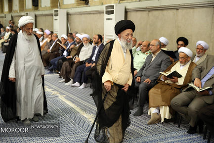 دیدار مسئولان نظام با مقام معظم رهبری