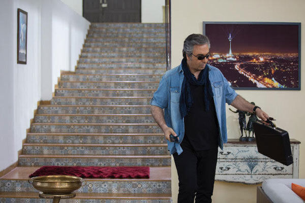 اکران فیلم سینمایی دختر شیطان در اواسط آبان 