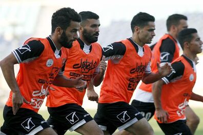 برانکو بعد از تشکر از شاگردانش نفس آنها را گرفت