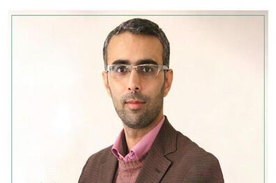 مصطفی مومنی رییس جدید کانون زبان شد