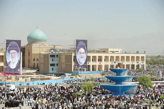 ترافیک راه های منتهی به مرقد امام (ره) روان است