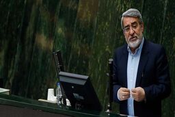 تصویب کردیم که همه خانه‌های سازمانی را بفروشیم