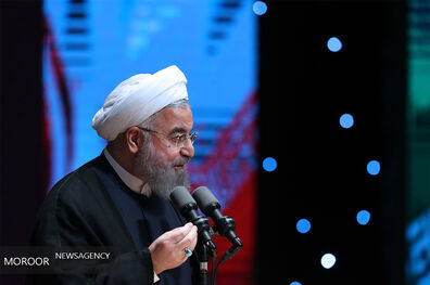 مردم با قاطعیت بدانند که دولت از این تهدیدات آمریکا هراسی ندارد