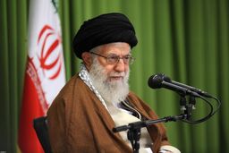 بزرگان و جوانان قم نباید بگذارند دست‌ های خائن، نقش کانونی قم را در انقلاب کم‌ رنگ کنند/رفتار صحیح و عقلانی وظیفه مسئولان است