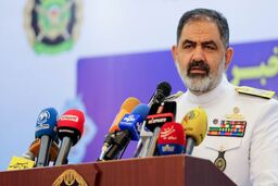 مقابله تکاوران «نداجا» با تروریسم دریایی در خلیج عدن/ با هرگونه تهدیدی قاطعانه برخورد می‌کنیم