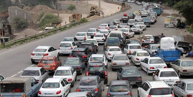 ترافیک در محورهای هراز، کلرد و شهریار-تهران سنگین است