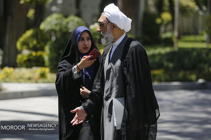 حاشیه جلسه هیات دولت