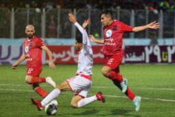 زمان بازی نساجی قائمشهر و پرسپولیس اعلام شد