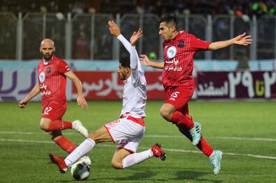 زمان بازی نساجی قائمشهر و پرسپولیس اعلام شد