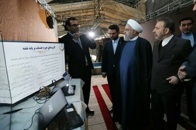 بازدید روحانی از نمایشگاه کسب و کارهای آینده