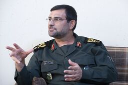 ملت ایران زیر فشارهای ناحق دشمنان ایستادگی کرد
