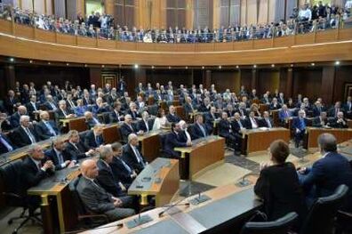نظر 40 شخصیت و حزب سیاسی لبنان درباره قانون جدید انتخابات