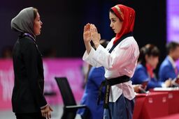 سلحشوری مدال برنز پومسه را به گردن آویخت