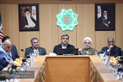 نشست شهردار تهران با جانبازان دفاع مقدس و مدافع حرم